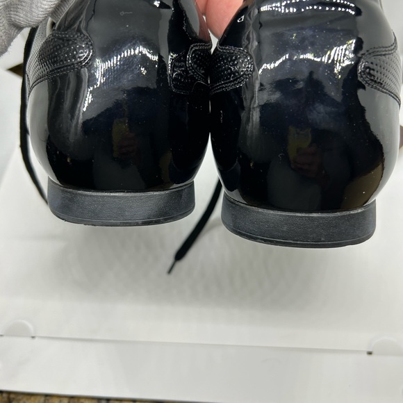 Louis Vuitton patent leather shoe sneaker size 11 - Picture 10 of 13